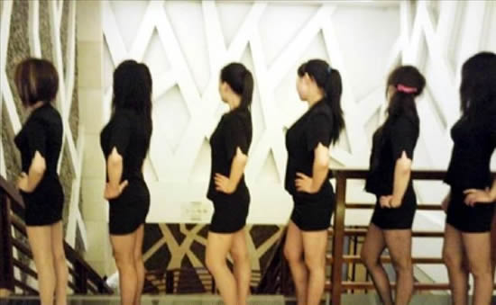 东莞小姐培训图书片 酒店特殊服务培训图片(点击浏览下一张趣图)