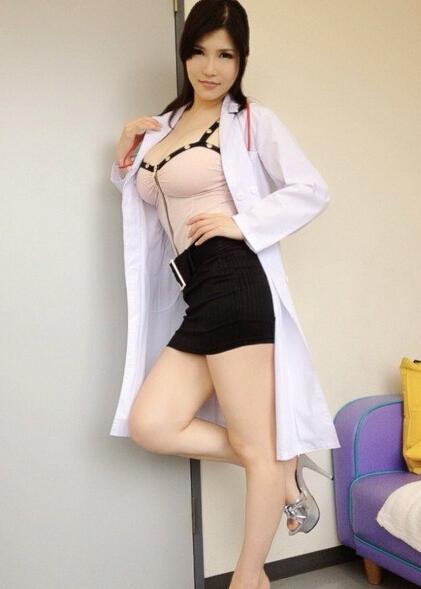 张洁仪在警察局 全文 杨晨压在陈若雪身上(16)(点击浏览下一张趣图)