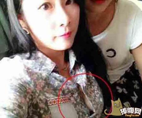 妹子的衬衣侧边霸气侧漏(点击浏览下一张趣图)