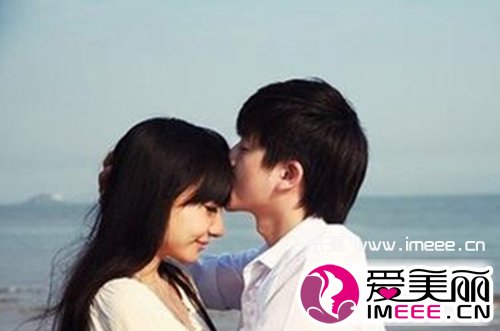 接吻可以减压(点击浏览下一张趣图)