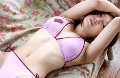 睁着眼睛做爱(点击浏览下一张趣图)