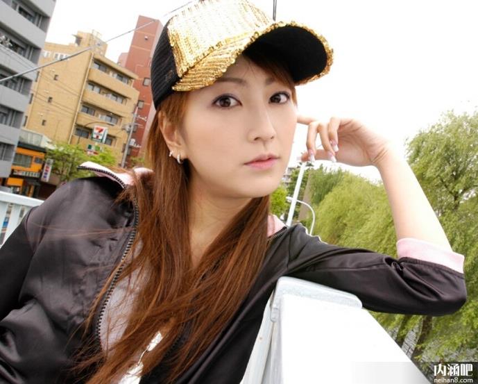 松岛枫(松岛かえで)所有的作品封面及全部番号列表(30)(点击浏览下一张趣图)