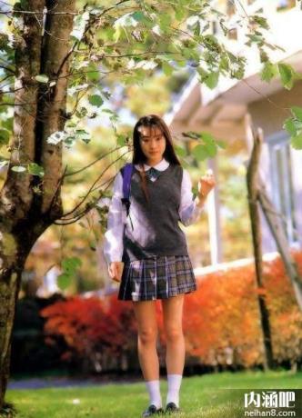 三原穗香2015新人AV女优三原ほのか作品封面番号(2)(点击浏览下一张趣图)