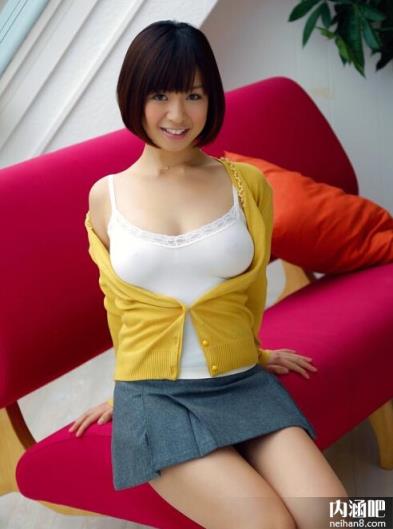 尾上若叶所有的作品封面 尾上若葉下马番号大全(22)(点击浏览下一张趣图)