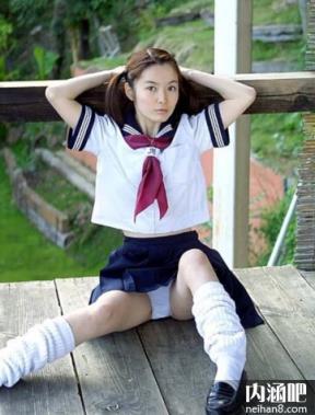 芹泽直美作品诱惑女教师 芹沢直美11部全集 東千聖未亡人番号 あずまちさと(14)(点击浏览下一张趣图)