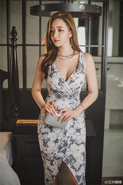 全班的清雅全文阅读 沦为全班同学的清雅11 高莜柔妹纸的悲惨生活(5)(点击浏览下一张趣图)