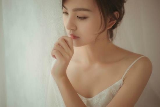 透明薄纱性感美女唯美诱惑人体写真(3)(点击浏览下一张趣图)