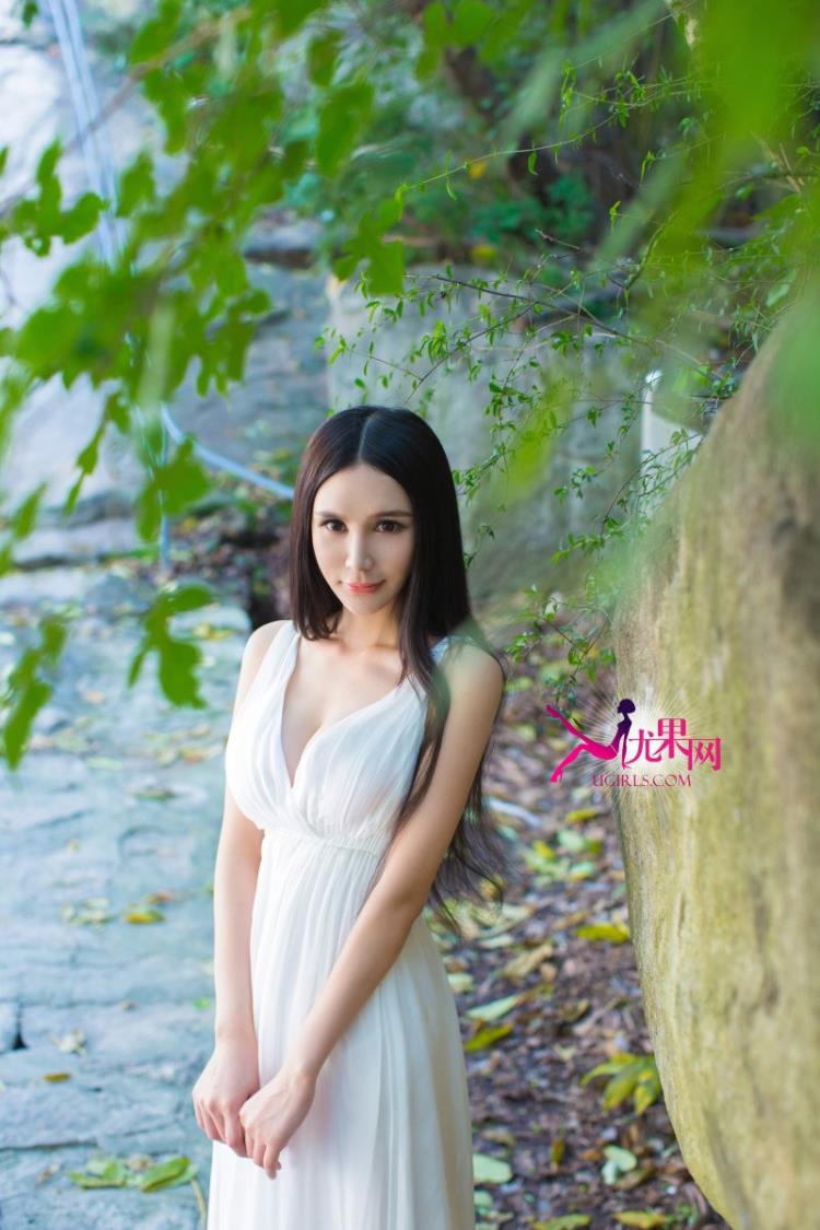 尤果网性感女神酥胸半露妖娆性感写真(点击浏览下一张趣图)