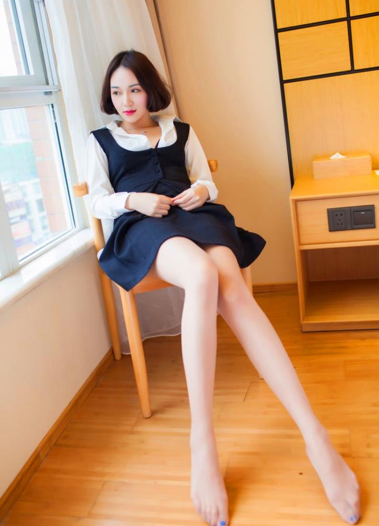 性感美女黑色蕾丝情趣内衣诱惑写真(3)(点击浏览下一张趣图)