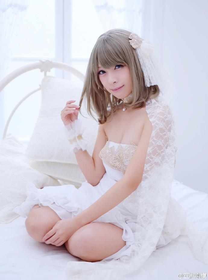 大胸妹子纯白诱惑高清写真私房照(7)(点击浏览下一张趣图)