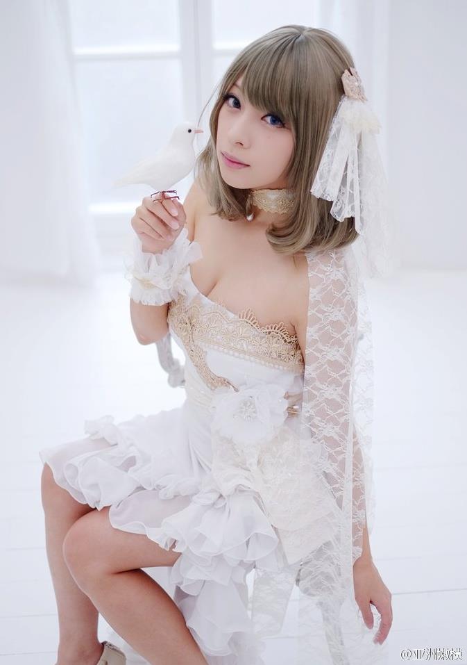 大胸妹子纯白诱惑高清写真私房照(8)(点击浏览下一张趣图)