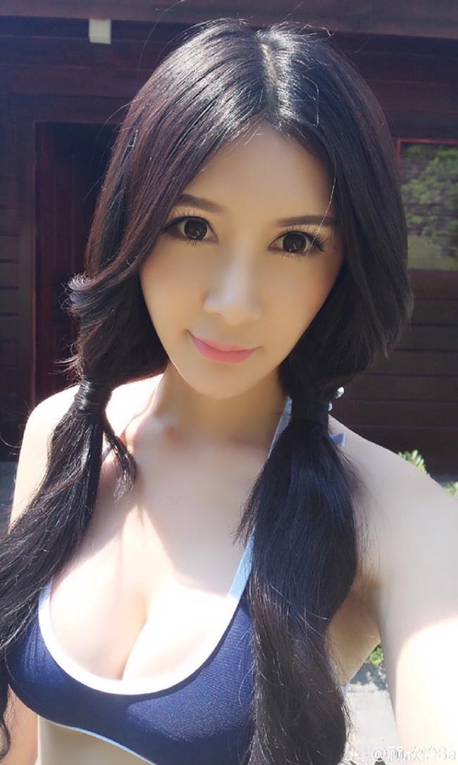 黑长直中分美女顾欣怡爆乳写真照(9)(点击浏览下一张趣图)