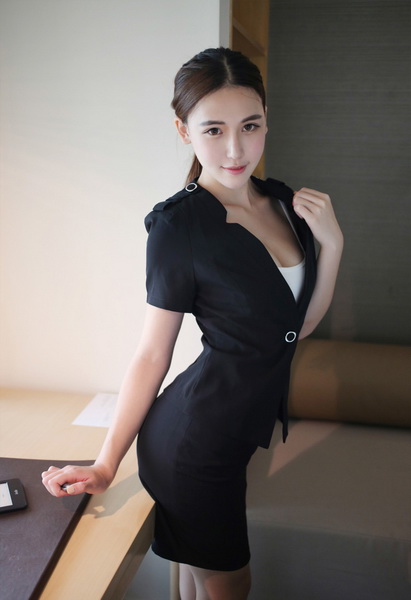 金发美女火大战黑鸟 黑人长枪大战金发女人图片(点击浏览下一张趣图)