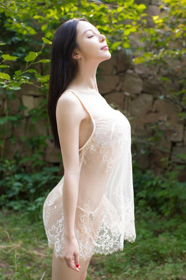 慕羽茜性感清纯美女内衣写真(10)(点击浏览下一张趣图)