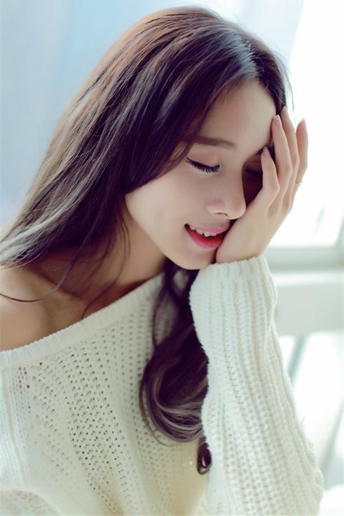 模特美女性感美腿私房诱惑写真(7)(点击浏览下一张趣图)