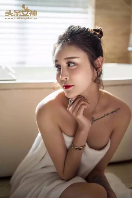 性感女神S曲线丰乳翘臀极致写真图片(点击浏览下一张趣图)