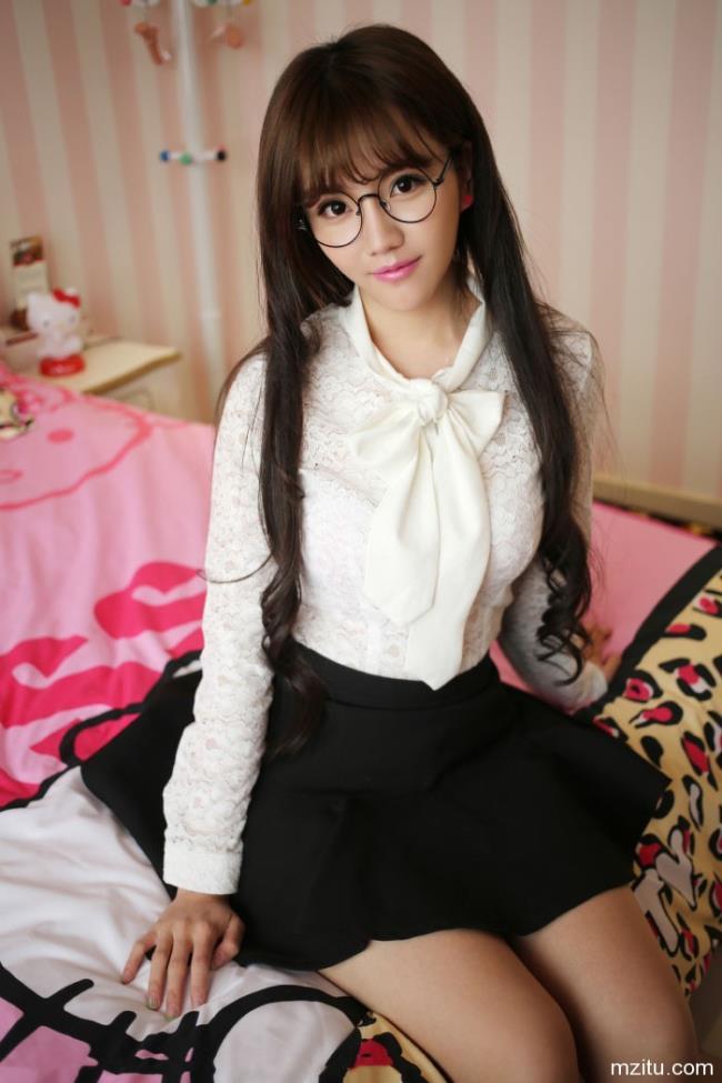 优星馆艾西Ashley白领职业装私房写真(点击浏览下一张趣图)
