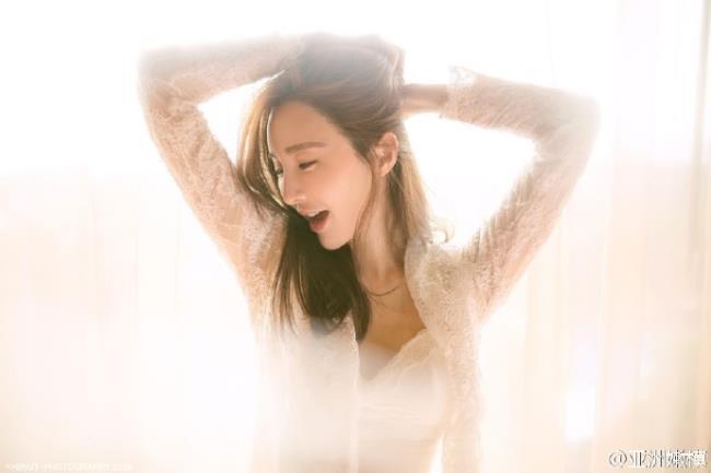 蕾丝美女私房照诱惑朦胧美私房写真(5)(点击浏览下一张趣图)