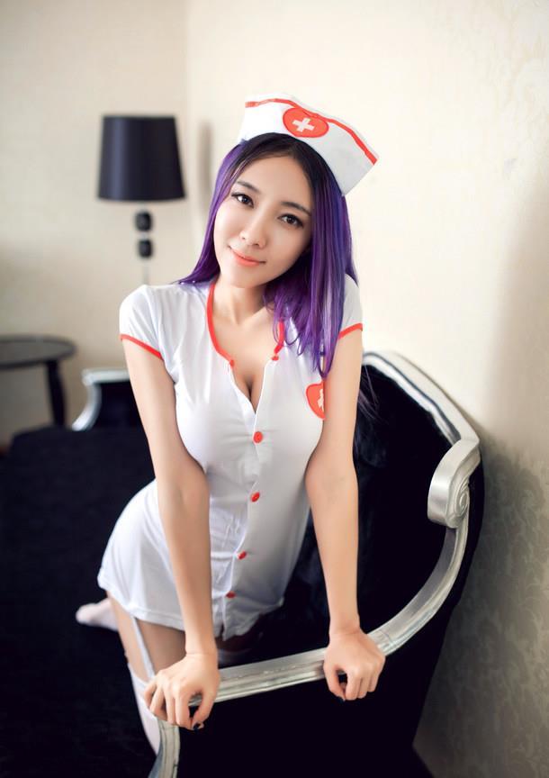 性感美丽俏护士白丝美腿制服诱惑(点击浏览下一张趣图)
