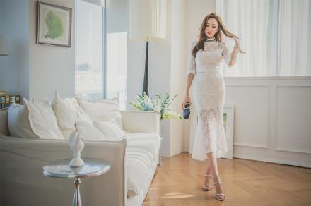 蕾丝气质美女OL风大胆高清私房照片(9)(点击浏览下一张趣图)