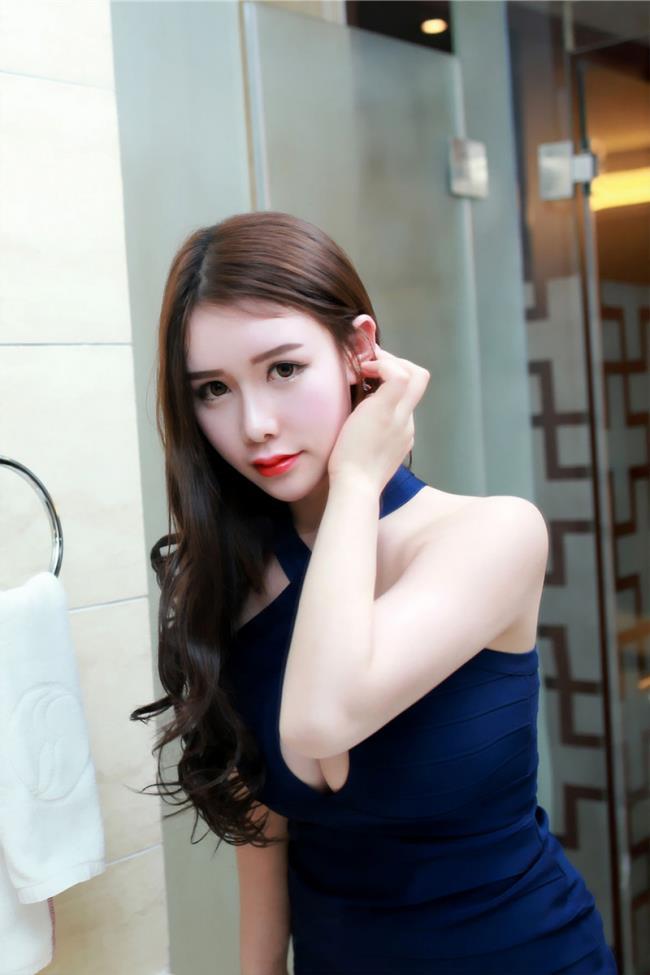 推女神于姬Una紧身包臀裙美腿诱惑(点击浏览下一张趣图)