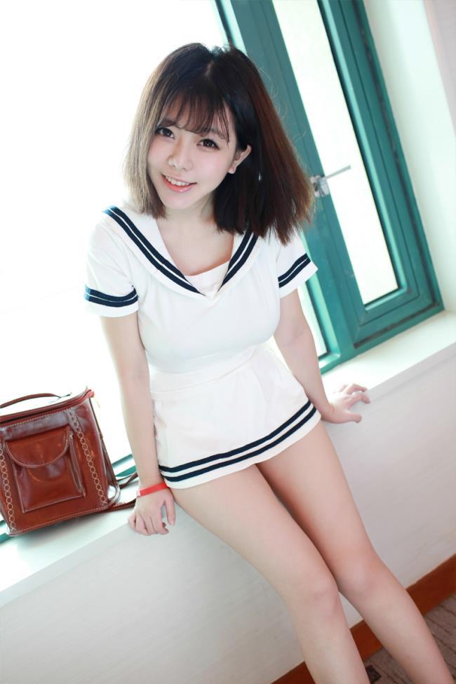 刘飞儿Faye童颜巨乳大尺度私房照(9)(点击浏览下一张趣图)