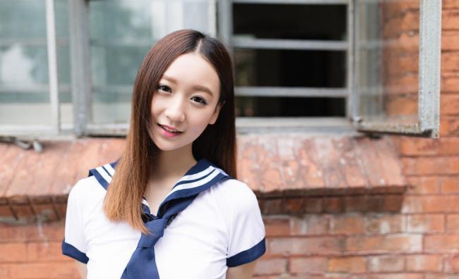 长腿校园美女校服可爱学生制服美腿诱惑(4)(点击浏览下一张趣图)