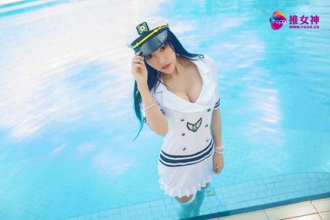 推女神杨上萱警花制服诱惑英姿煞爽不失妩媚写真图片(3)(点击浏览下一张趣图)