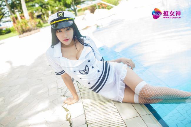 推女神杨上萱警花制服诱惑英姿煞爽不失妩媚写真图片(7)(点击浏览下一张趣图)