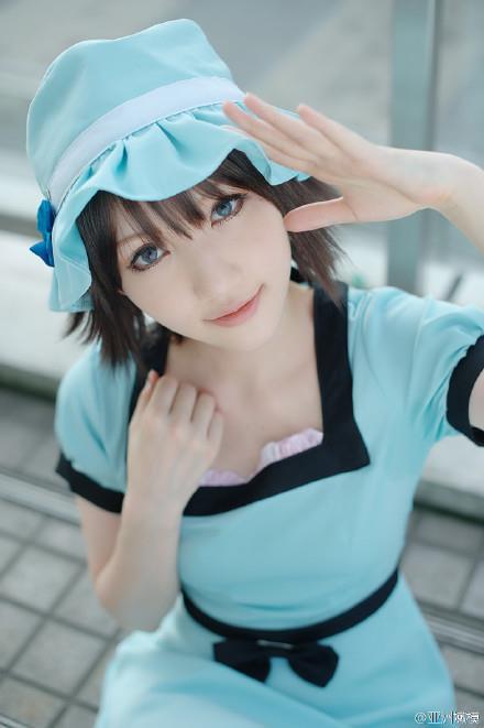 萌萌哒的绿衣美少女制服诱惑写真照(5)(点击浏览下一张趣图)