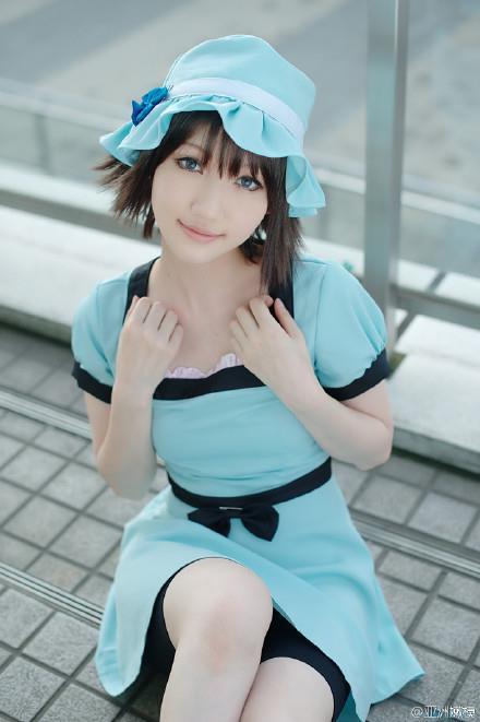 萌萌哒的绿衣美少女制服诱惑写真照(6)(点击浏览下一张趣图)