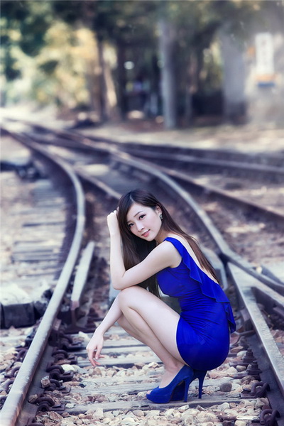 太平天国失败后女兵被虐图片 越南夜总会小妹服务图(9)(点击浏览下一张趣图)
