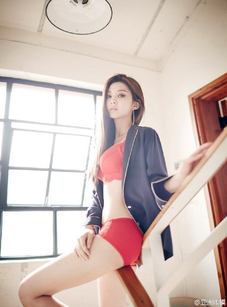 完全服従电影截图 完全服从契约图片 完全服从m秘书magnet(3)(点击浏览下一张趣图)