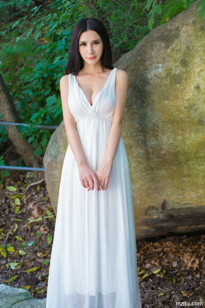 日初中女生全文小说图：初中h小说 初中妹子被上小说(5)(点击浏览下一张趣图)