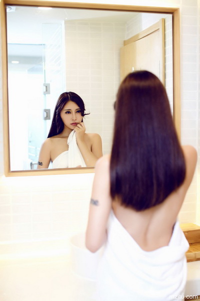 俄罗斯金发美女av ftp：俄罗斯电影mp4 俄罗斯av大片迅雷下载 犹太人与金发美女(3)(点击浏览下一张趣图)