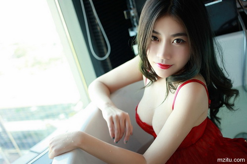 陈冰纯纯欲动txt 纯纯欲动陈冰什么时候 小说校花班花同桌组图欣赏(5)(点击浏览下一张趣图)