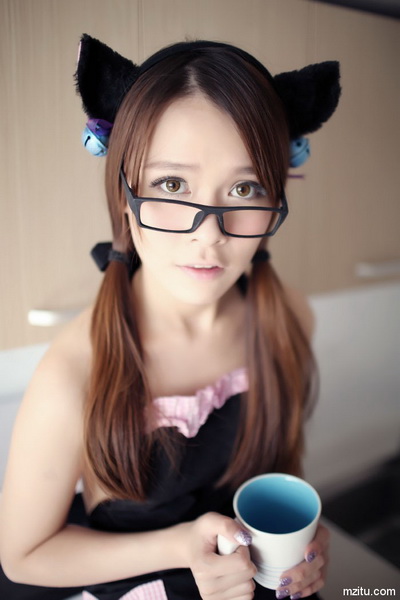 复旦21岁女神学霸走红 00后女神夏琦薇全套组图(3)(点击浏览下一张趣图)