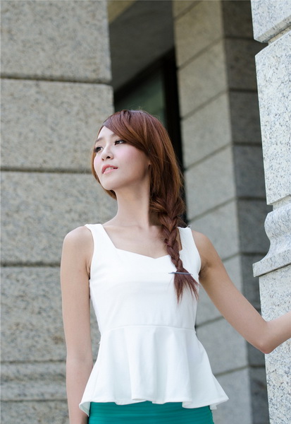 嗯好痛饶了我吧 父女h肉曉雯 女儿被明德(2)(点击浏览下一张趣图)