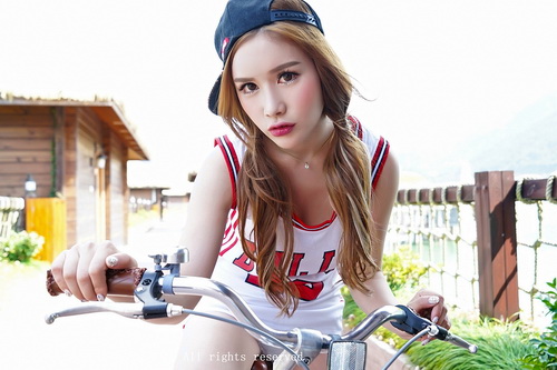 越南性游记 越南妓女村图片 越南新娘待嫁照片(5)(点击浏览下一张趣图)