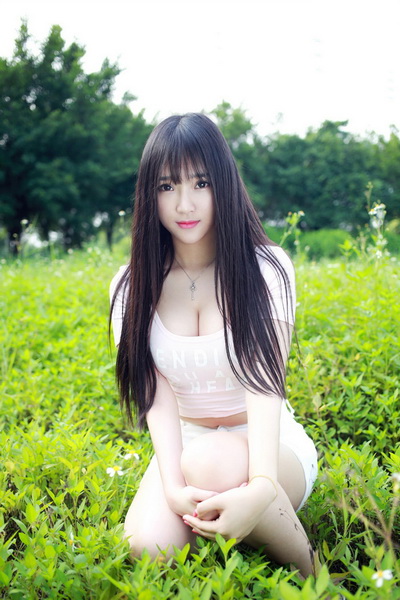 美女用手分开阴部视频 女人阴部20种类型图(点击浏览下一张趣图)