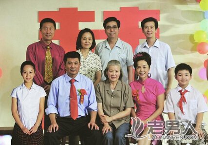刘莉莉老公周小斌资料照片 刘莉莉周小斌结婚照(点击浏览下一张趣图)