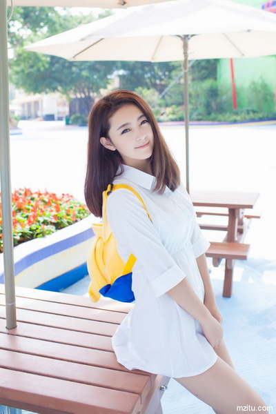 这些年深圳搞过的女人 这些年微信搞过的女的图(点击浏览下一张趣图)