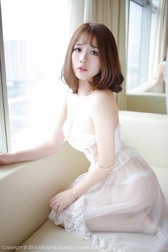 杨幂没有衣服的ps图片 ps图片合成女明星(点击浏览下一张趣图)