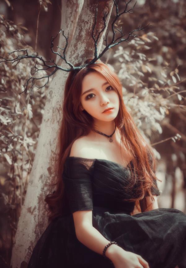失落童话唯美清纯校园美女写真(3)(点击浏览下一张趣图)