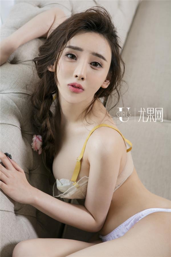 巨乳尤物于思琪私房性感人体艺术套图（一）(3)(点击浏览下一张趣图)