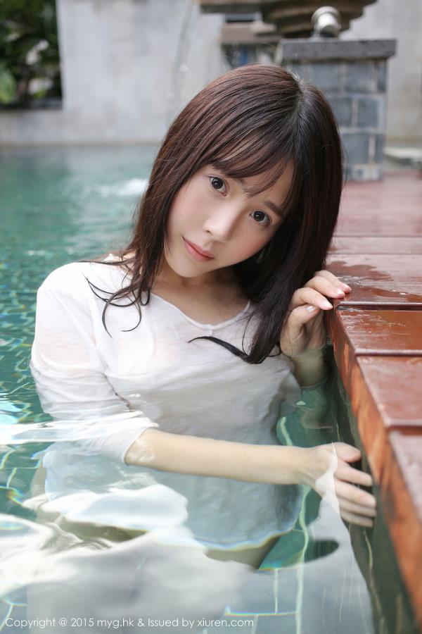 Evelyn艾莉翘臀美腿湿身性感写真(7)(点击浏览下一张趣图)