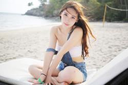 熊吖BOBO甜美可爱大胆旅拍第二辑(10)(点击浏览下一张趣图)