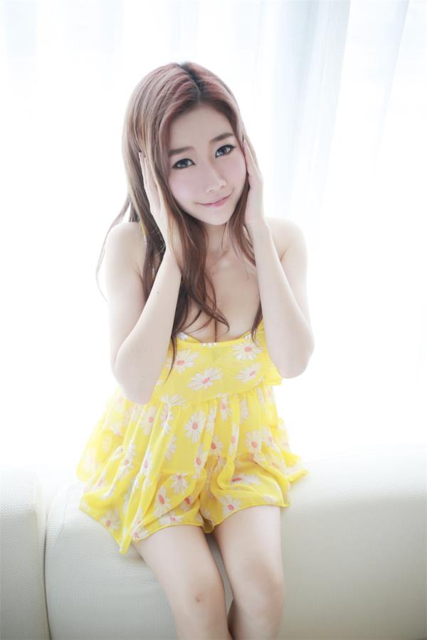 性感美女陈思雨居家私房内衣自拍写真(9)(点击浏览下一张趣图)