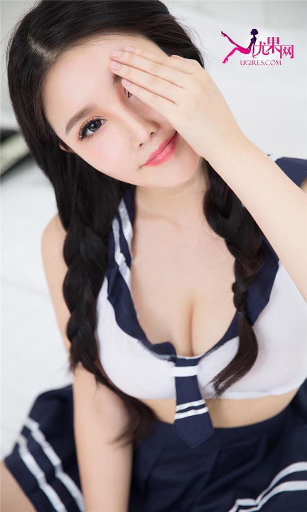 性感美女萱萱学生妹制服诱惑写真(6)(点击浏览下一张趣图)