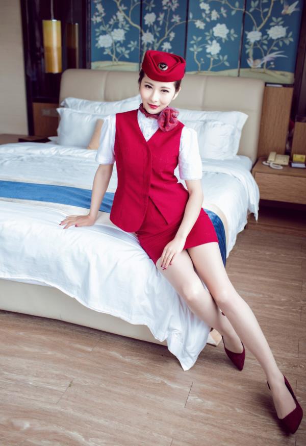 美女空姐制服诱惑性感私房写真(9)(点击浏览下一张趣图)